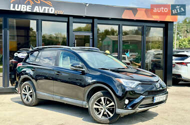 Внедорожник / Кроссовер Toyota RAV4 2016 в Киеве