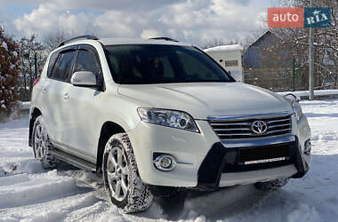 Внедорожник / Кроссовер Toyota RAV4 2011 в Киеве