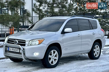 Внедорожник / Кроссовер Toyota RAV4 2006 в Киеве