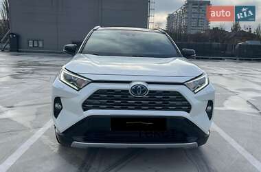 Позашляховик / Кросовер Toyota RAV4 2019 в Києві