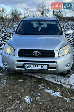 Позашляховик / Кросовер Toyota RAV4 2006 в Гайсину