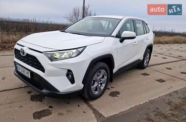 Позашляховик / Кросовер Toyota RAV4 2023 в Кропивницькому