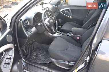 Внедорожник / Кроссовер Toyota RAV4 2006 в Львове