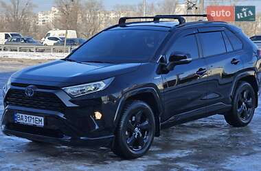 Позашляховик / Кросовер Toyota RAV4 2021 в Києві