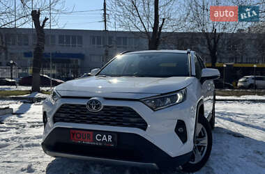 Позашляховик / Кросовер Toyota RAV4 2022 в Києві