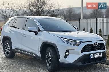 Внедорожник / Кроссовер Toyota RAV4 2023 в Буденце