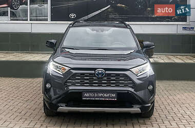 Позашляховик / Кросовер Toyota RAV4 2020 в Чернівцях