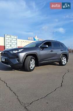 Позашляховик / Кросовер Toyota RAV4 2020 в Києві