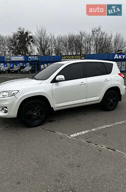 Внедорожник / Кроссовер Toyota RAV4 2010 в Киеве