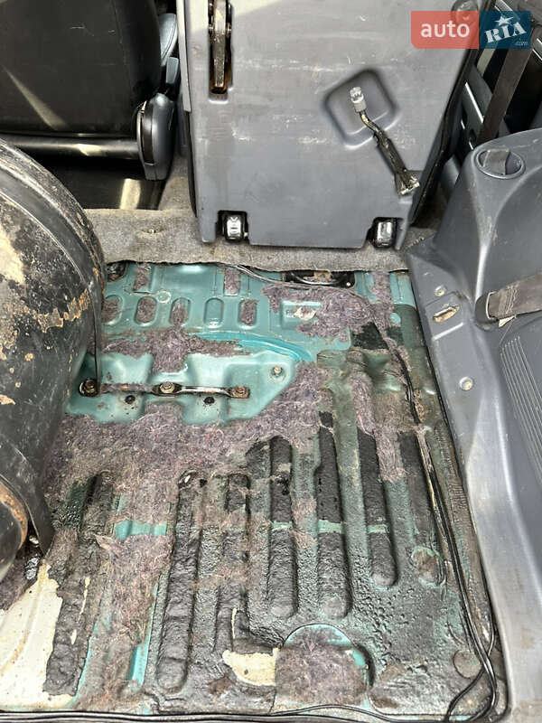 Внедорожник / Кроссовер Toyota RAV4 1995 в Николаеве