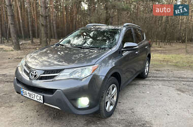 Внедорожник / Кроссовер Toyota RAV4 2015 в Светловодске