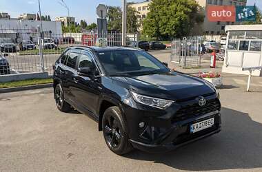 Позашляховик / Кросовер Toyota RAV4 2021 в Києві