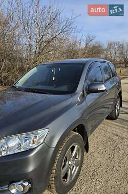 Внедорожник / Кроссовер Toyota RAV4 2012 в Звягеле