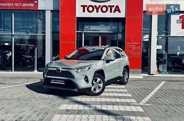 Внедорожник / Кроссовер Toyota RAV4 2023 в Тернополе