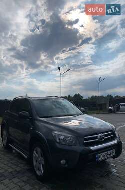 Внедорожник / Кроссовер Toyota RAV4 2006 в Иршаве