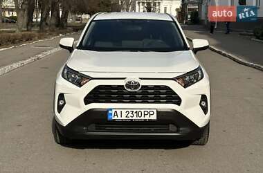 Внедорожник / Кроссовер Toyota RAV4 2023 в Белой Церкви