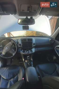 Внедорожник / Кроссовер Toyota RAV4 2006 в Львове