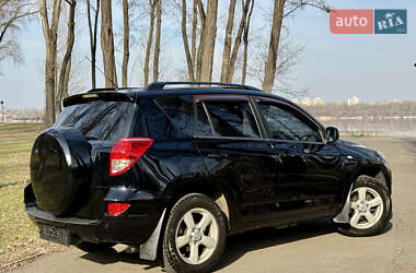 Позашляховик / Кросовер Toyota RAV4 2006 в Києві