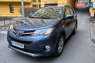 Внедорожник / Кроссовер Toyota RAV4 2014 в Киеве