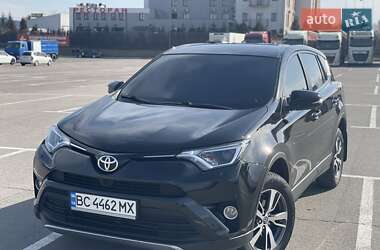 Внедорожник / Кроссовер Toyota RAV4 2018 в Львове