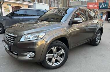 Позашляховик / Кросовер Toyota RAV4 2010 в Хмельницькому