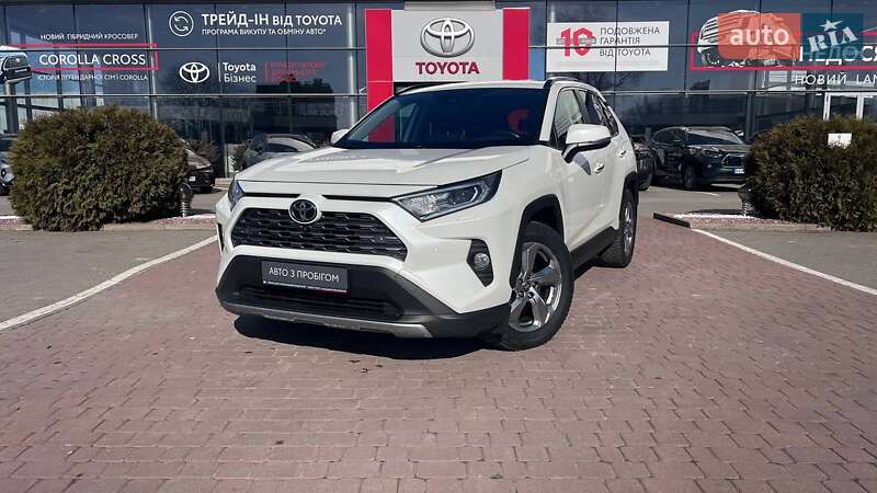 Позашляховик / Кросовер Toyota RAV4 2021 в Хмельницькому