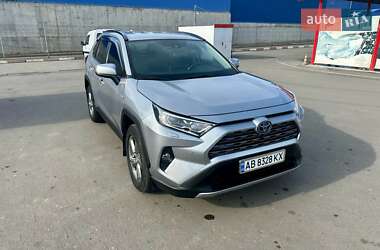 Внедорожник / Кроссовер Toyota RAV4 2020 в Виннице