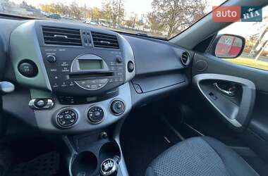 Внедорожник / Кроссовер Toyota RAV4 2008 в Николаеве