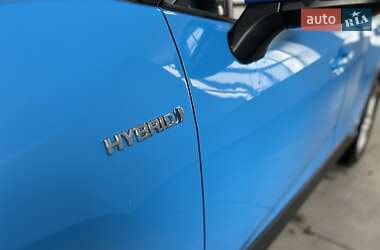 Внедорожник / Кроссовер Toyota RAV4 2020 в 