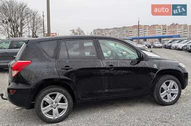 Внедорожник / Кроссовер Toyota RAV4 2007 в Ровно