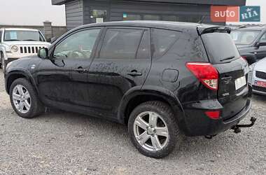 Внедорожник / Кроссовер Toyota RAV4 2007 в Ровно