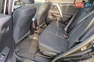 Внедорожник / Кроссовер Toyota RAV4 2017 в Киеве