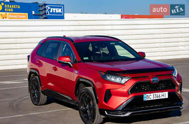 Позашляховик / Кросовер Toyota RAV4 2021 в 