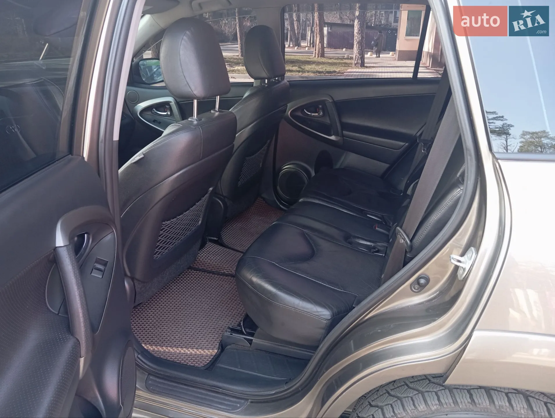 2010 Toyota RAV 4 - мініатюра 33