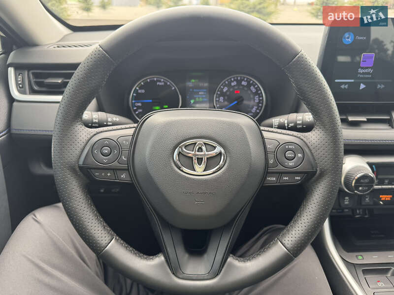 Внедорожник / Кроссовер Toyota RAV4 2019 в Одессе