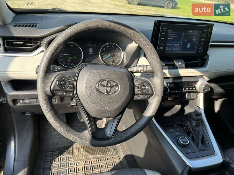 Внедорожник / Кроссовер Toyota RAV4 2019 в Ковеле