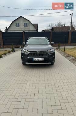 Внедорожник / Кроссовер Toyota RAV4 2020 в 