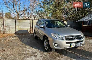 Позашляховик / Кросовер Toyota RAV4 2009 в 