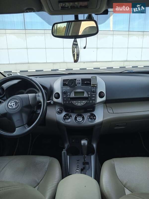 Позашляховик / Кросовер Toyota RAV4 2007 в Білгороді-Дністровському