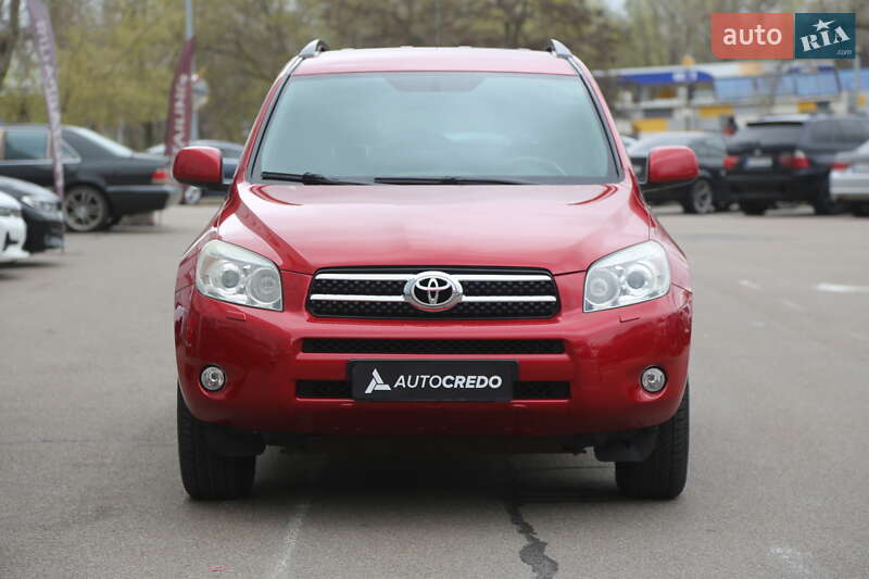 Внедорожник / Кроссовер Toyota RAV4 2006 в Киеве