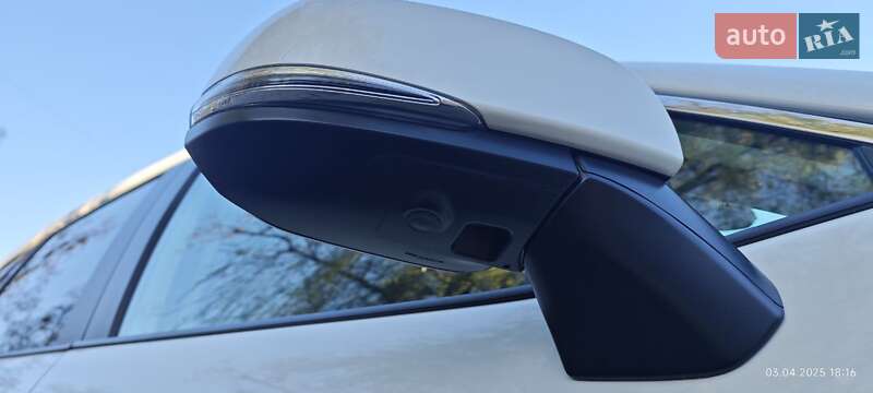 Внедорожник / Кроссовер Toyota RAV4 2022 в Киеве фото 17 Внедорожник / Кроссовер Toyota RAV4 2022 в Киеве