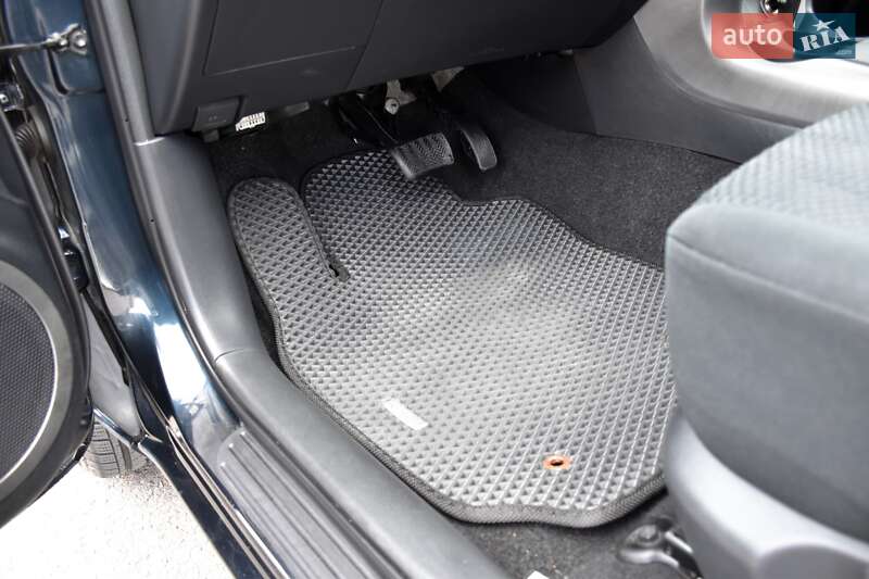Внедорожник / Кроссовер Toyota RAV4 2010 в Дрогобыче