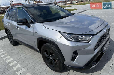 Позашляховик / Кросовер Toyota RAV4 2020 в Ірпені