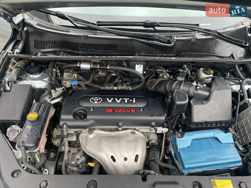 Внедорожник / Кроссовер Toyota RAV4 2008 в Виннице