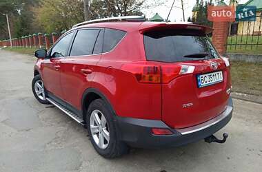 Внедорожник / Кроссовер Toyota RAV4 2013 в 