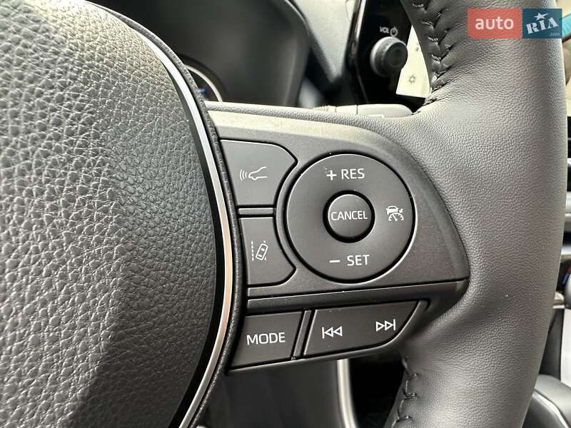 Внедорожник / Кроссовер Toyota RAV4 2025 в Киеве