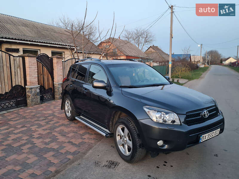 Toyota RAV4 2009