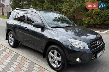 Внедорожник / Кроссовер Toyota RAV4 2006 в Киеве