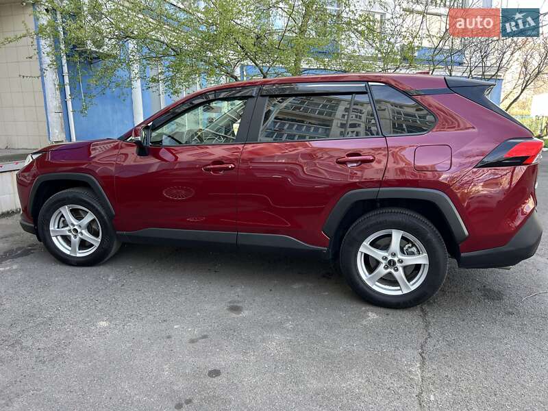Внедорожник / Кроссовер Toyota RAV4 2019 в Одессе