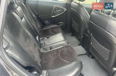 Внедорожник / Кроссовер Toyota RAV4 2010 в 